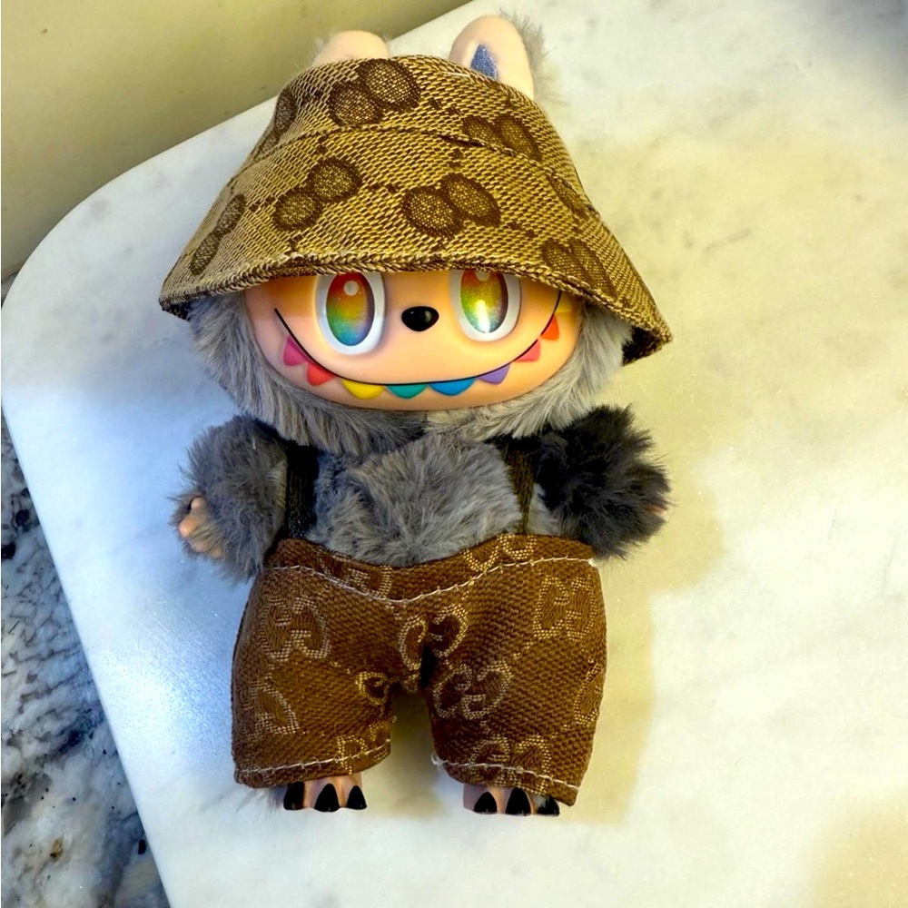 Labubu v3 2 piece outfit